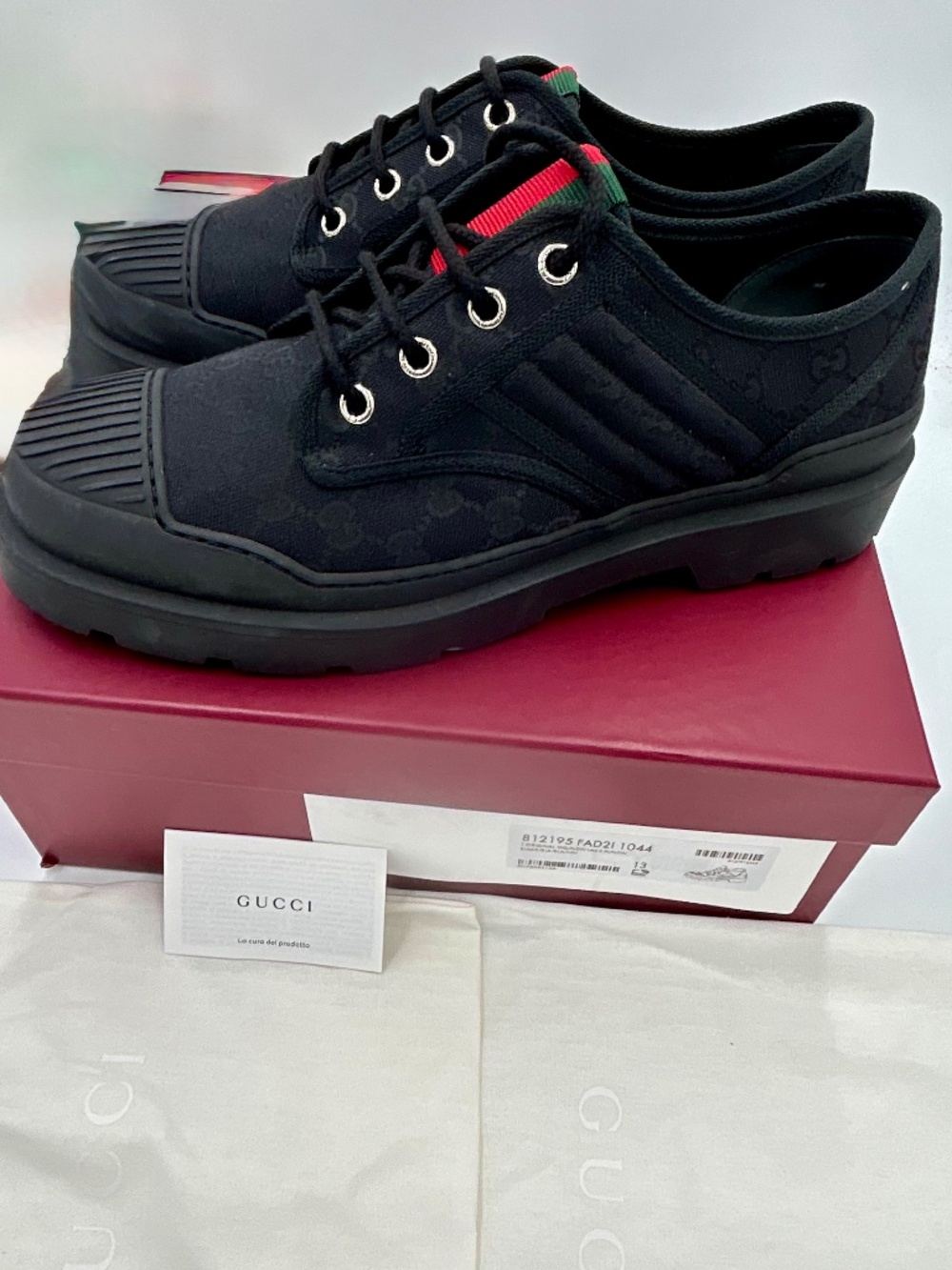 Men’s Gucci Web Lace-Up Shoes. Size 13. Made in Italy.